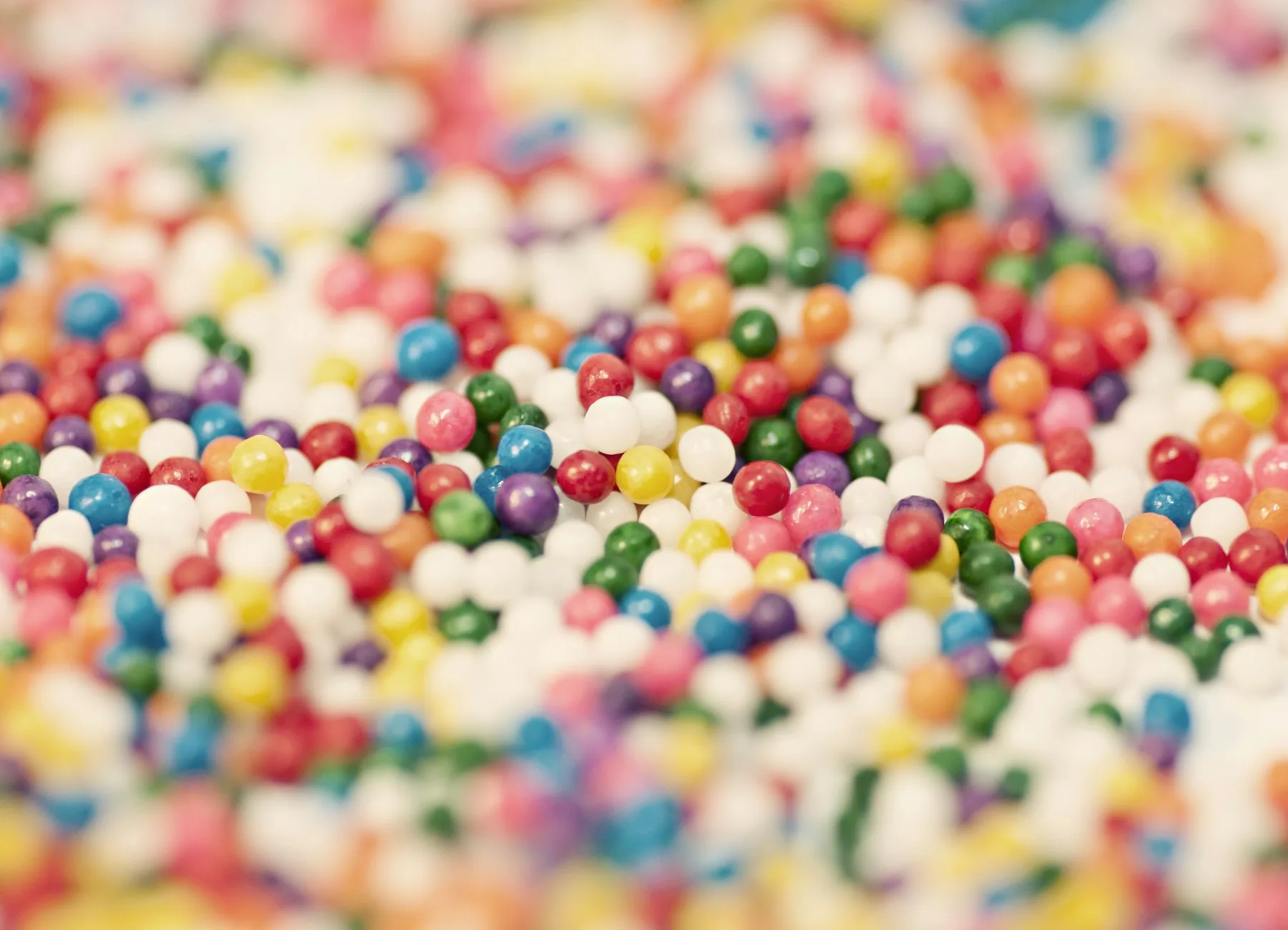 Colourful confectionery ingredients